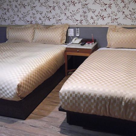 Bin Cheng Hotel Yilan Exterior photo