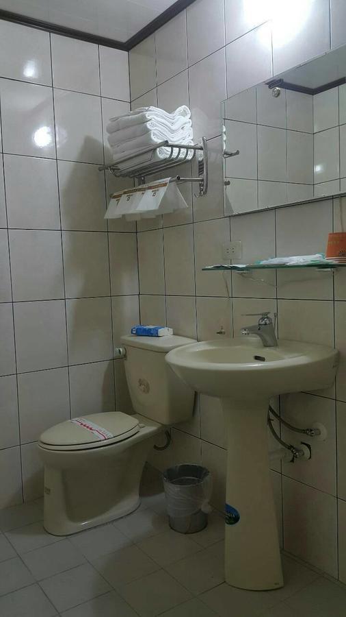 Bin Cheng Hotel Yilan Exterior photo